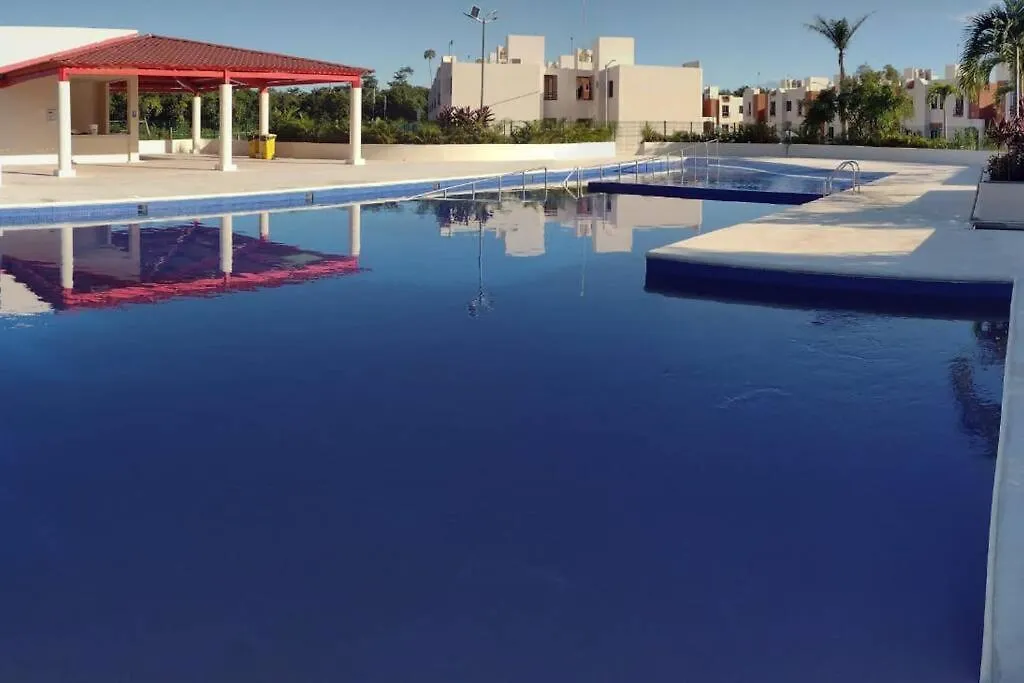 Casa Inteligente En Cancun Con Alberca Familiar 0*,